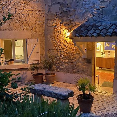 Le Prieure De Saint Pierre Bed & Breakfast Dış mekan fotoğraf