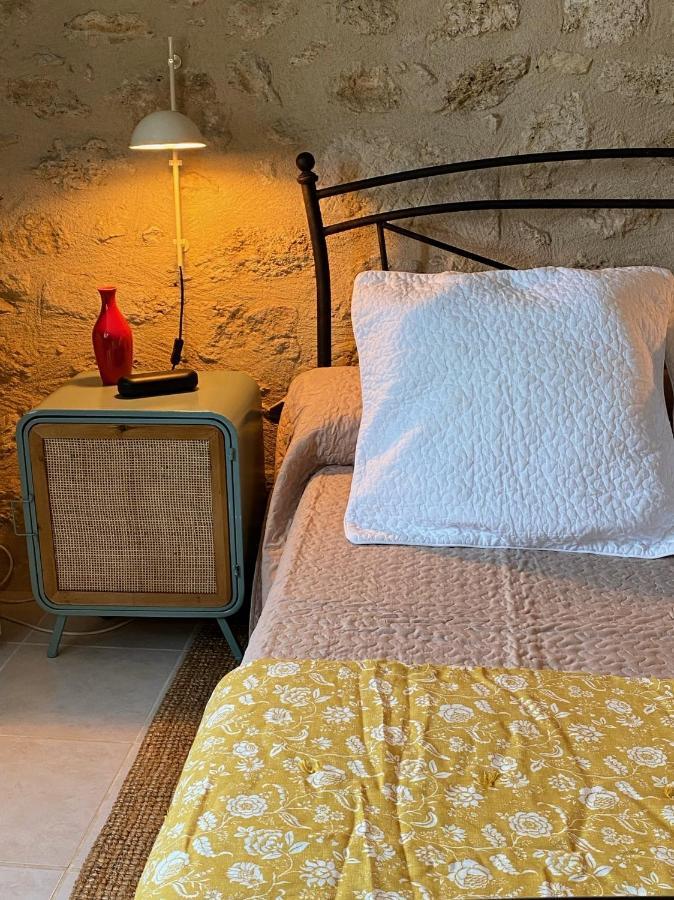 Le Prieure De Saint Pierre Bed & Breakfast Dış mekan fotoğraf